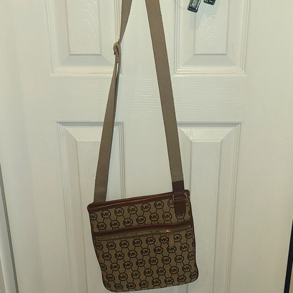 Michael Kors cross body bag